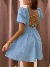 Robe courte dos nu Helen